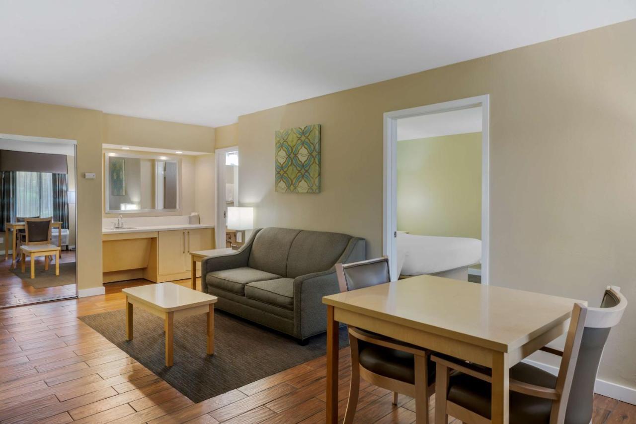 Best Western Plus South Coast Inn Goleta Zewnętrze zdjęcie
